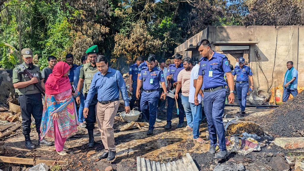 খাগড়াছড়িতে সহিংসতা: ৫ সদস্যের তদন্ত কমিটি, অবরোধ ও ১৪৪ ধারা অব্যাহত