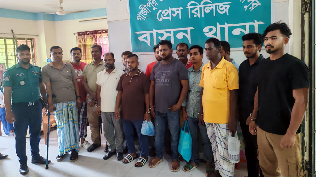 গাজীপুরে বিশেষ অভিযানে আ.লীগ ও ছাত্রলীগের ৩০ নেতা-কর্মী গ্রেপ্তার