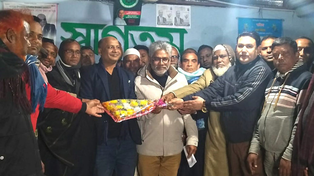 গঙ্গাচড়ায় সাবেক ইউপি চেয়ারম্যানসহ ১৩ জনের বিএনপিতে যোগদান