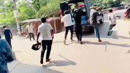 গোপালগঞ্জে পুলিশের ওপর হামলা নিয়ে যা বললেন স্বরাষ্ট্রমন্ত্রী