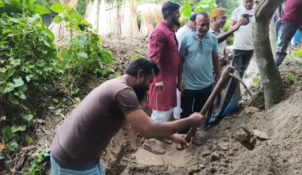 ফেসবুকে ভিডিও দেখে এমপির নির্দেশ, জলাবদ্ধতা থেকে মুক্ত ৩০০ পরিবার