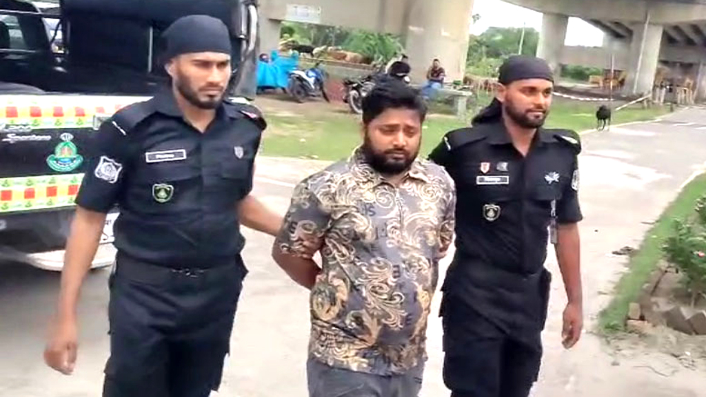 গোপালগঞ্জে র্যাবের অভিযানে প্রায় ৪ হাজার ইয়াবা বড়িসহ কারবারি আটক