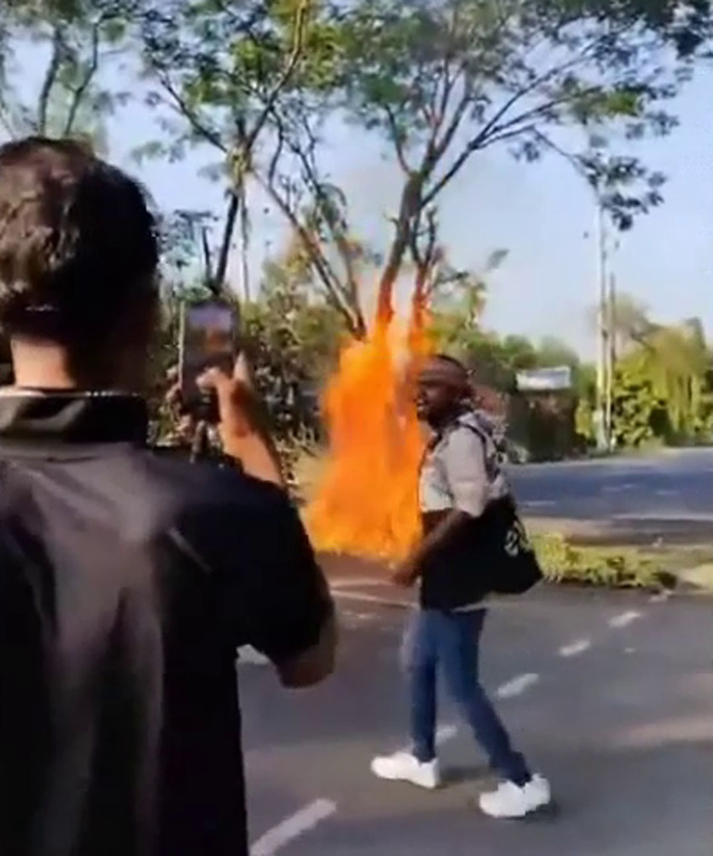 শেখ হাসিনার রায় ঘোষণার আগে-পরে গোপালগঞ্জে বিক্ষিপ্ত ঘটনা