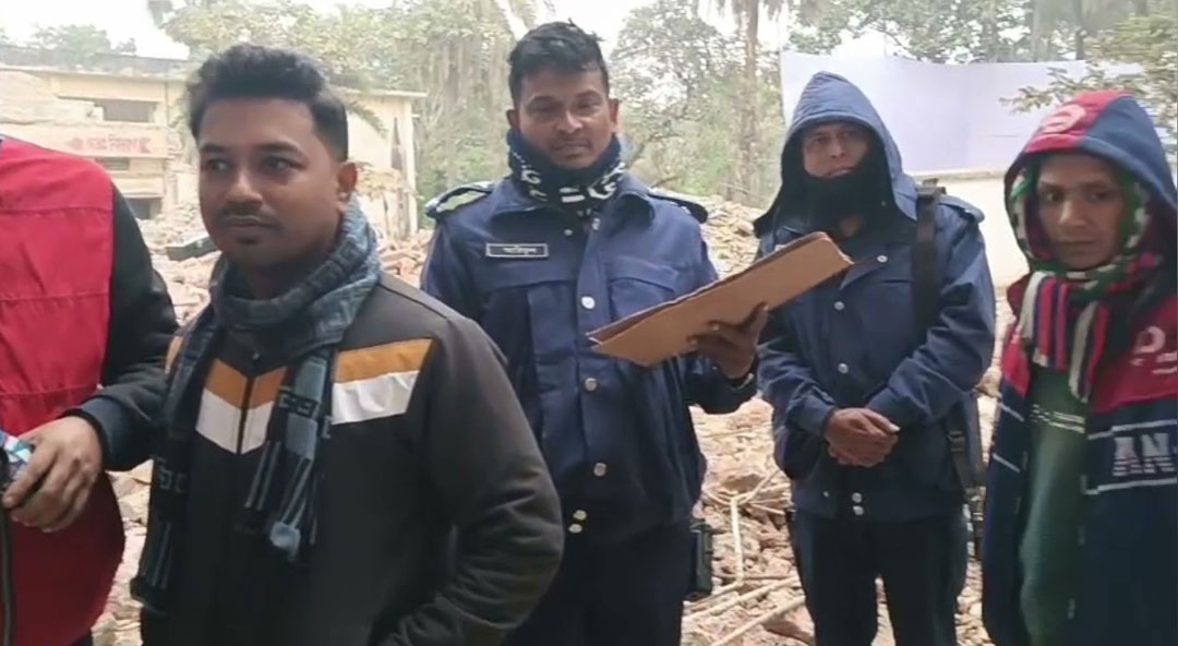 গোপালগঞ্জে বাসচাপায় পুলিশের কনস্টেবল নিহত