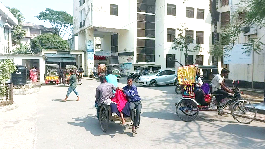 গোপালগঞ্জে বাস ও অটোরিকশার সংঘর্ষ, নিহত ২