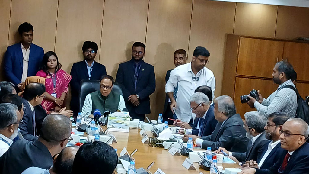 কৃষিঋণ বিতরণের লক্ষ্যমাত্রা বেড়েছে ১ হাজার কোটি টাকা