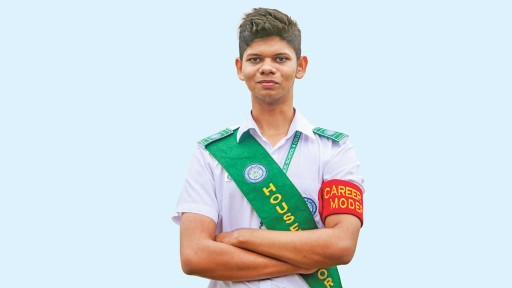 এইচএসসি শেষ না হতেই পেলেন ১০ কোটি টাকার বৃত্তির প্রস্তাব