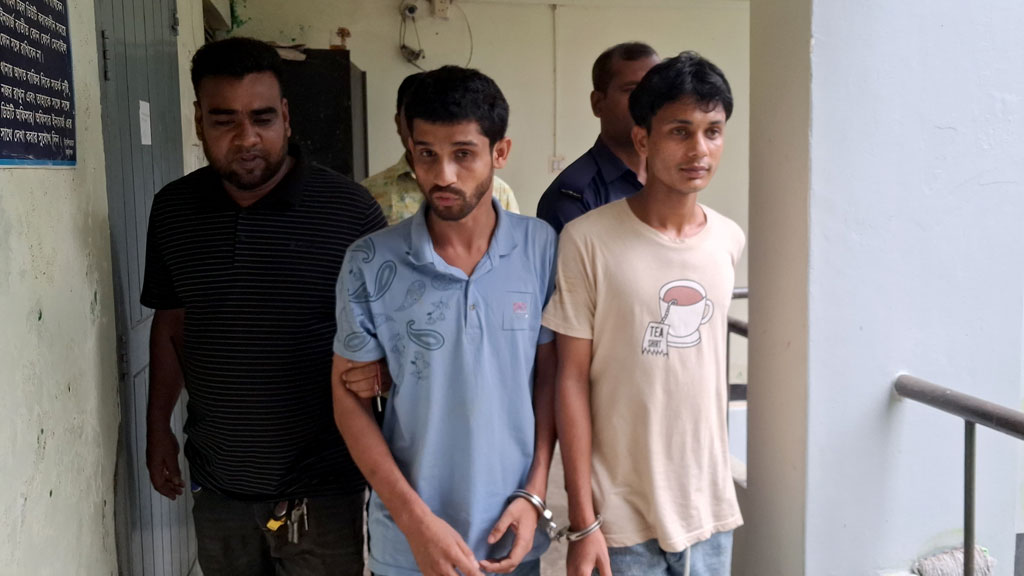 শ্রীপুরে ওষুধের দোকানমালিককে হত্যার আট মাস পর ৩ যুবক গ্রেপ্তার