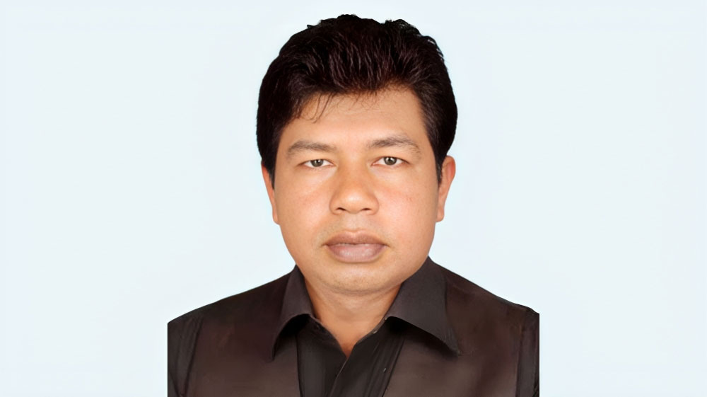 নোয়াখালীতে আগ্নেয়াস্ত্রসহ সাবেক ইউপি চেয়ারম্যান গ্রেপ্তার
