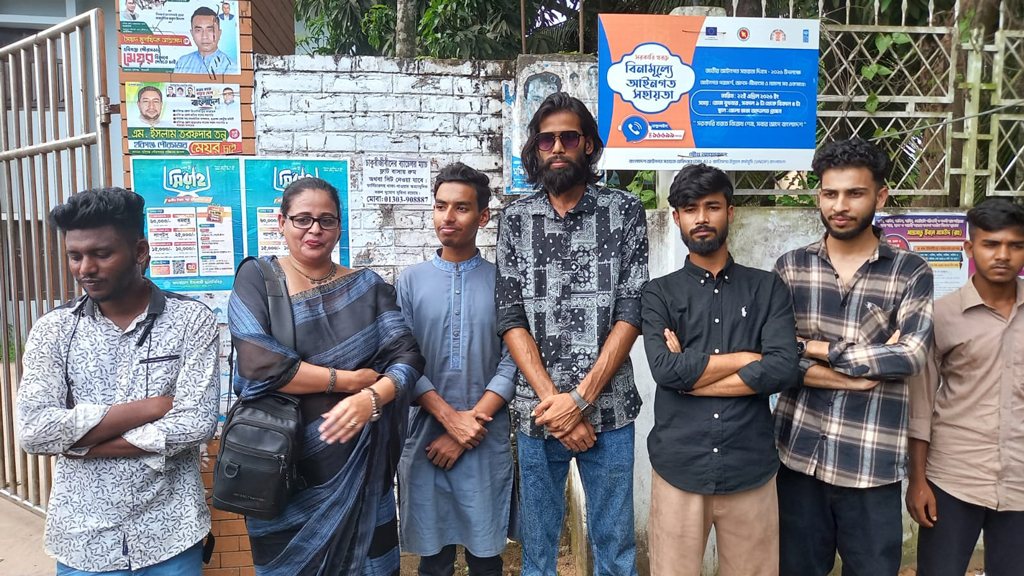 ২১ ঘণ্টা পর থানা থেকে ছাড়া পেলেন সেই মাহদি
