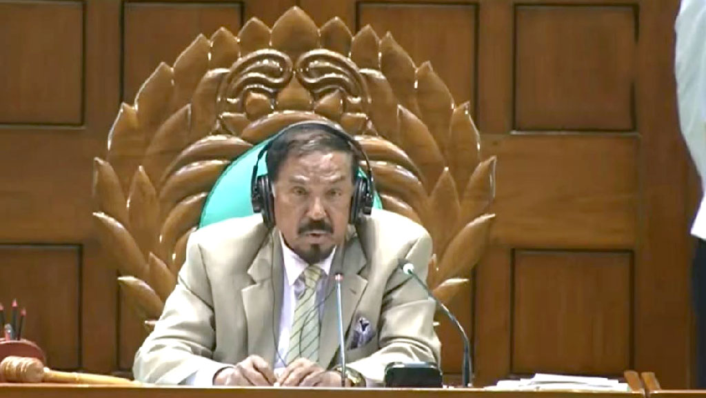 সংসদে দেখে দেখে বলা অনুমোদিত না: স্পিকার