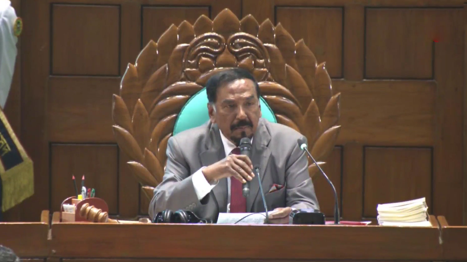 মেজর হাফিজ: ফুটবলার থেকে সংসদের অভিভাবক