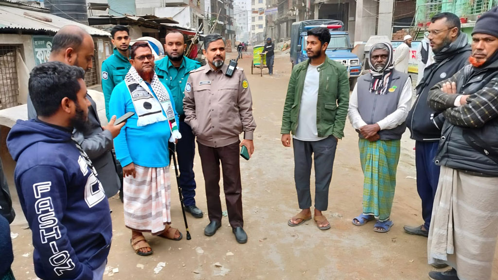 হাজারীবাগে ‘ককটেল’ বিস্ফোরণ, পুলিশ বলছে পটকা