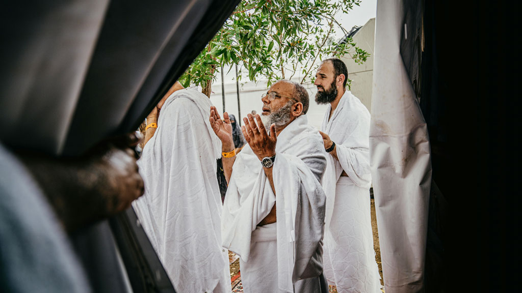 বদলি হজ কাকে বলে, বিধান কী