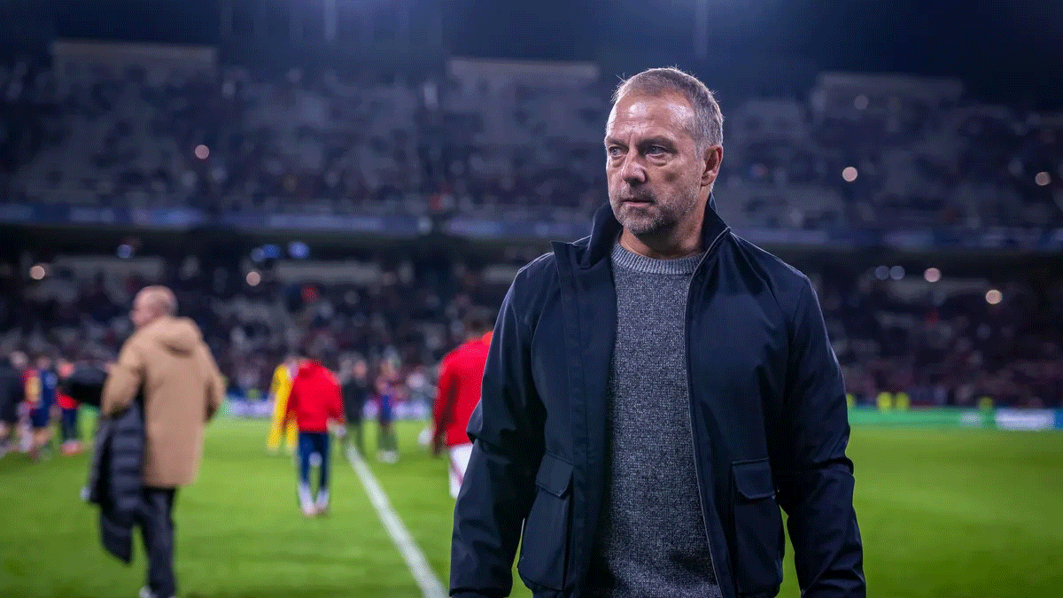 আমরা অন্য দলের দিকে তাকাই না—রিয়ালকে ইঙ্গিত করে বার্সা কোচ