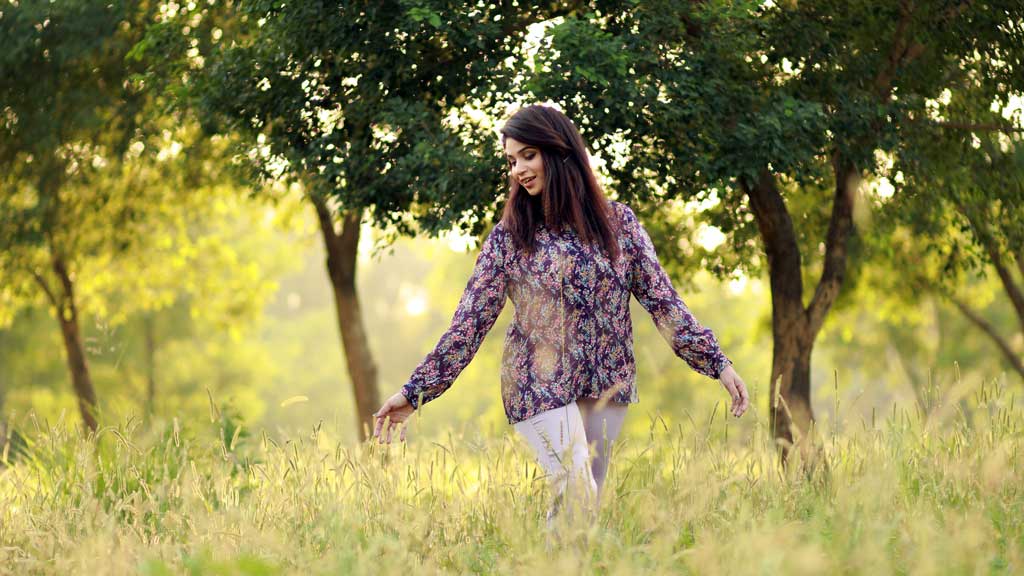 একাকিত্ব নয়, আধুনিক জীবনধারার নতুন ব্যাকরণ নির্জনতা