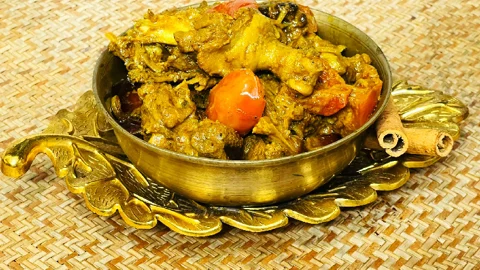 রাতের খাবারে তৈরি করুন হাঁসভুনা