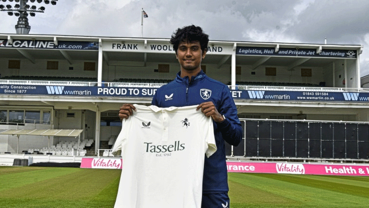 কাউন্টি অভিষেক কেমন হলো হাসান মাহমুদের