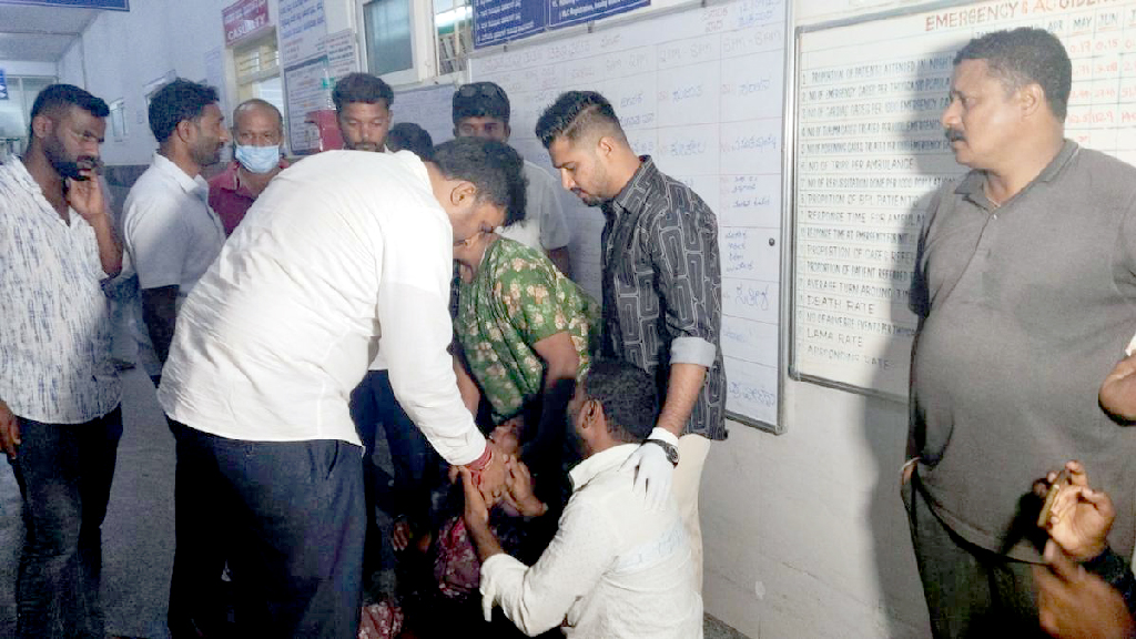 কর্ণাটকে গণেশ চতুর্থীর শোভাযাত্রায় ট্রাকের ধাক্কায় ৮ জনের মৃত্যু