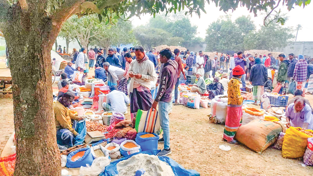 এখনো হাটের জায়গা দখলের চেষ্টা সাবেক মন্ত্রীর লোকদের