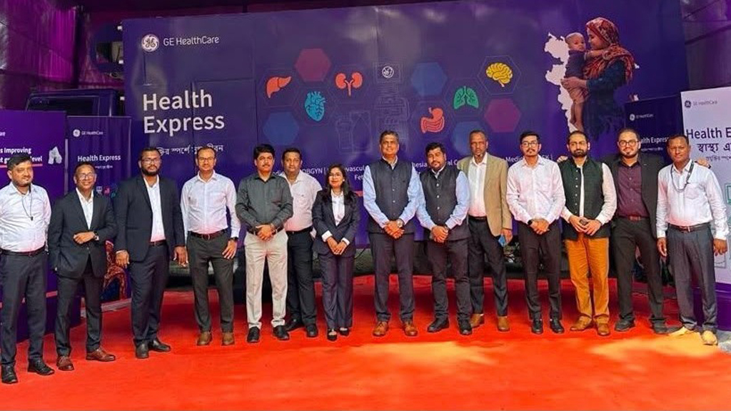 প্রান্তিক শহরে উন্নত আল্ট্রাসাউন্ড প্রযুক্তি পৌঁছাতে ‘হেলথ এক্সপ্রেস’