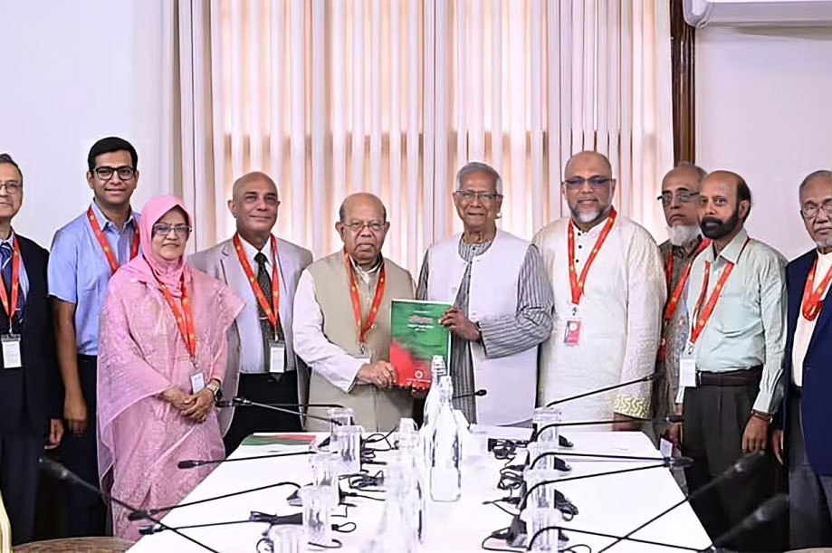 রোগী দেখতে হবে কমপক্ষে ১০ মিনিট, অতিদরিদ্রদের জন্য বিনা মূল্যে স্বাস্থ্যসেবা