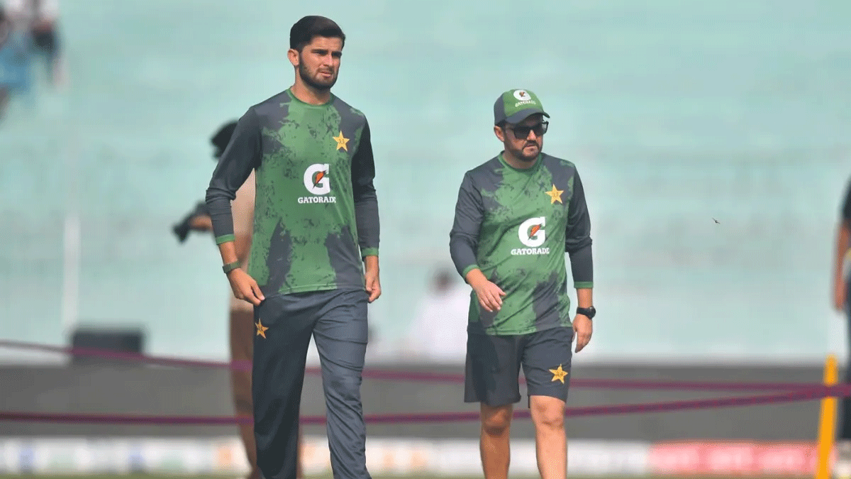 ক্রিকেটারদের আগে কোচিং স্টাফ পাঠাল পাকিস্তান