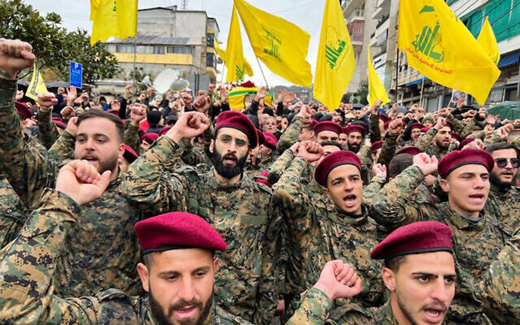 হিজবুল্লাহর লাগাম টানতে চায় লেবাননের রাজনৈতিক নেতৃত্ব, সেনাবাহিনীর না