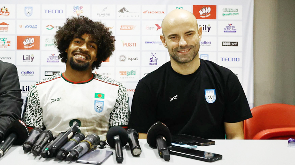 এফএ কাপ নাকি ভারতকে হারানো, কোনটা বড় হামজার কাছে