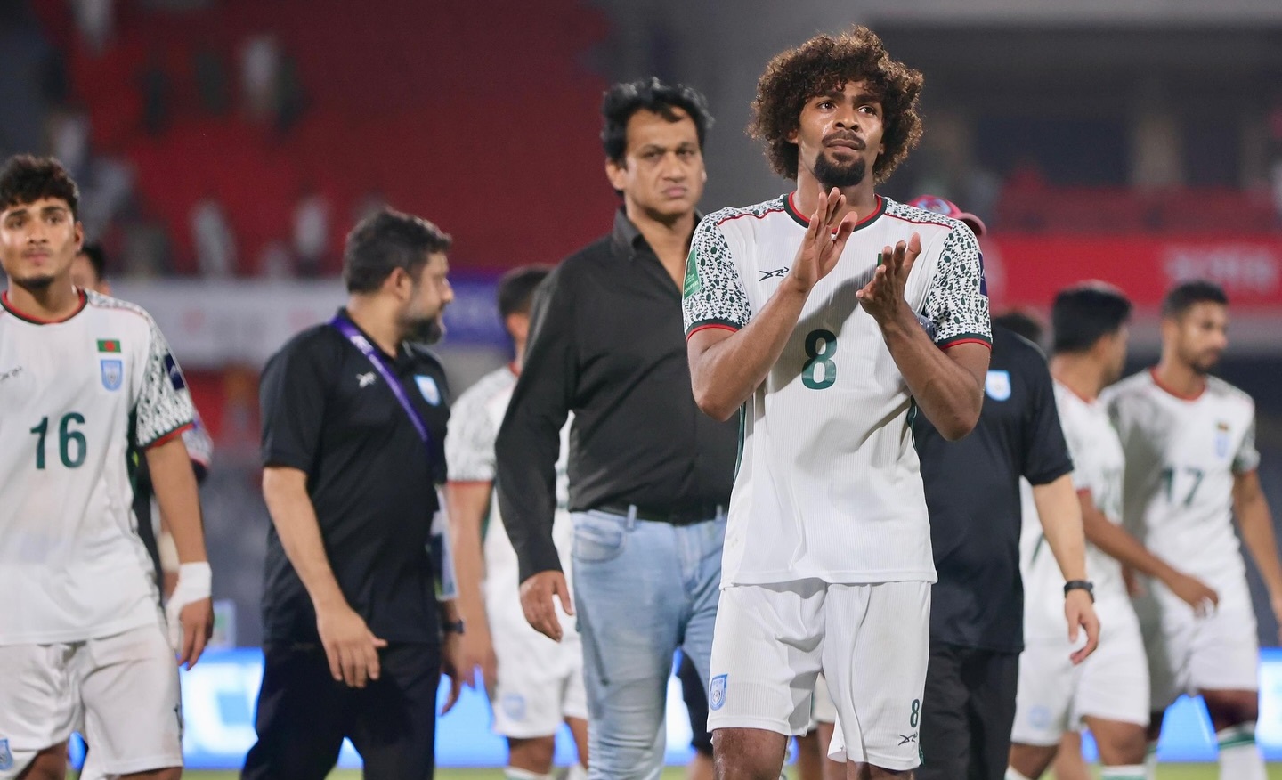 ইতিবাচক থেকে আশার বার্তা দিলেন হামজা