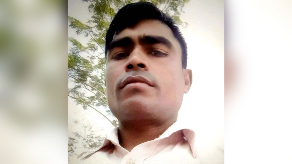 প্রতিপক্ষের হামলা: দৌড়ে পালিয়েও শেষ পর্যন্ত বাঁচলেন না তিনি