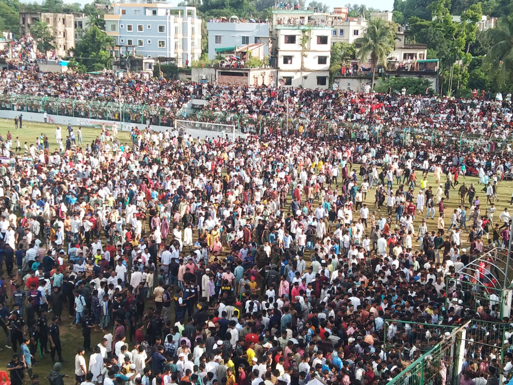 কক্সবাজারে ফুটবল মাঠে হামলা-ভাঙচুর, ইউএনওসহ আহত ২০