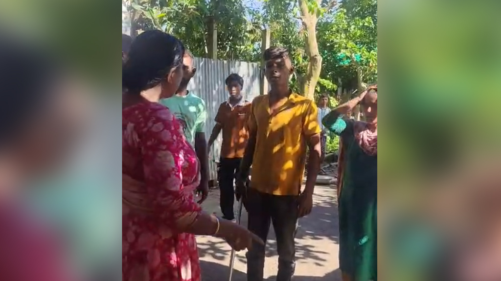 উত্ত্যক্তের প্রতিবাদ করায় ষষ্ঠ শ্রেণির ছাত্রীকে বাড়িতে ঢুকে মারধর যুবকের