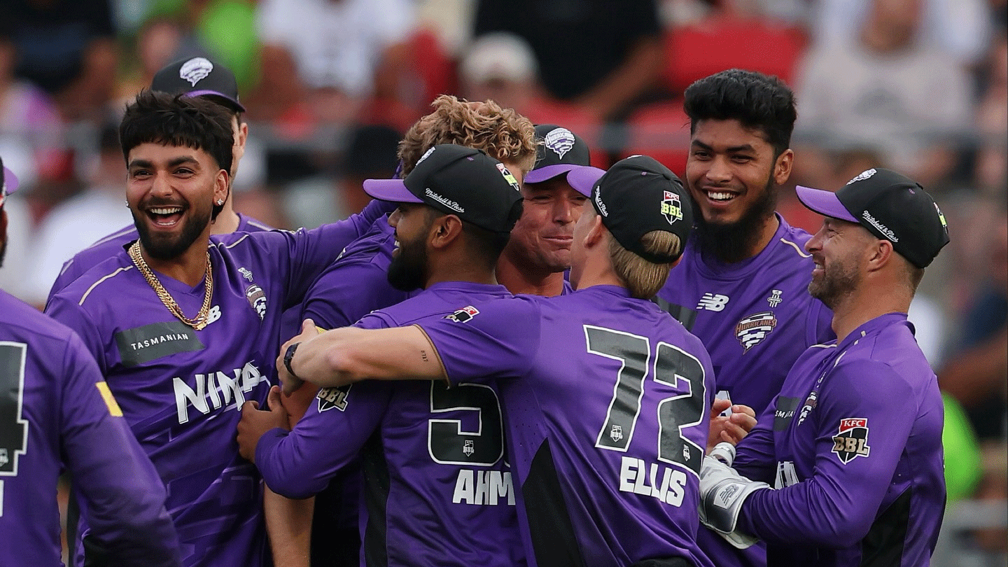 বৃষ্টিতে ম্যাচ পরিত্যক্ত হলেও প্লে-অফে রিশাদের হোবার্ট