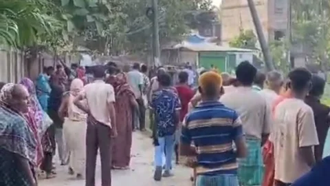 টমটমে বসা নিয়ে দুই নারীর বিরোধ, হবিগঞ্জে সংঘর্ষে আহত অর্ধশতাধিক