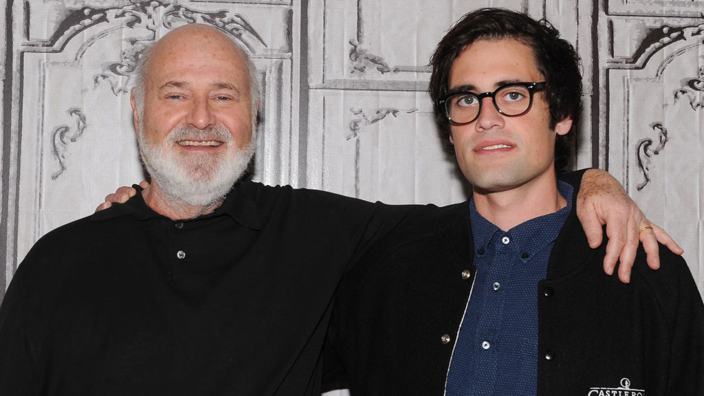 হলিউডের পরিচালক ও তাঁর স্ত্রীর রহস্যময় মৃত্যু, ছেলে গ্রেপ্তার