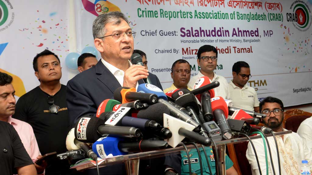 প্রতিটি অপরাধের পেছনে জুয়া নয়তো মাদক সংশ্লিষ্টতা পাওয়া যাচ্ছে: স্বরাষ্ট্রমন্ত্রী