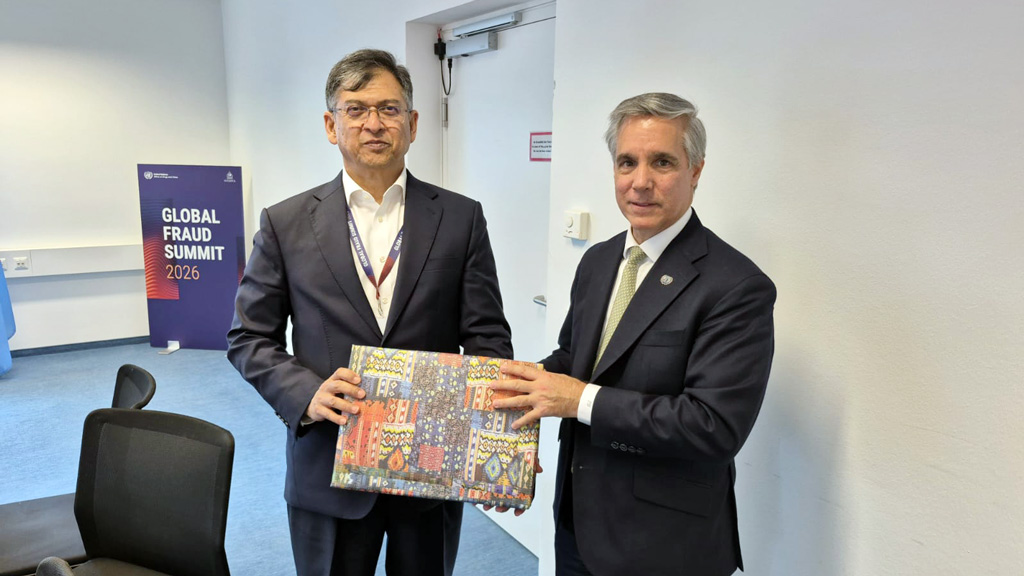 স্বরাষ্ট্রমন্ত্রীর সঙ্গে ইউএনওডিসি প্রধানের বৈঠক, পুলিশ সংস্কার ও মাদক নিয়ন্ত্রণে সহযোগিতার আশ্বাস