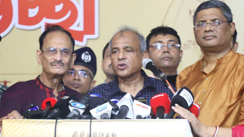 দুর্গাপূজা যাতে শান্তিপূর্ণ না হয়, সে জন্যই খাগড়াছড়ির ঘটনা: স্বরাষ্ট্র উপদেষ্টা