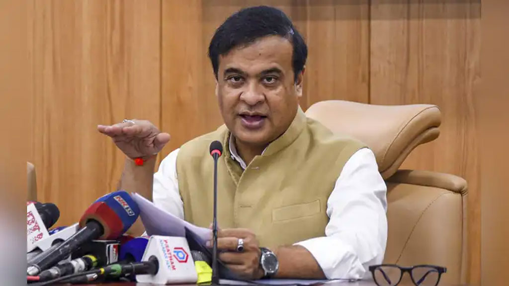 সংবিধান থেকে সমাজতন্ত্র ও ধর্মনিরপেক্ষতা মুছে ফেলার এটাই সুবর্ণ সময়: হিমন্ত বিশ্বশর্মা