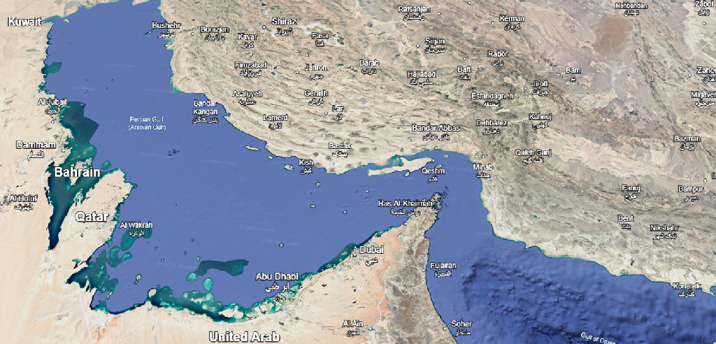 বন্ধুত্বপূর্ণ কিছু দেশকে হরমুজের টোল থেকে ছাড় দিচ্ছে ইরান