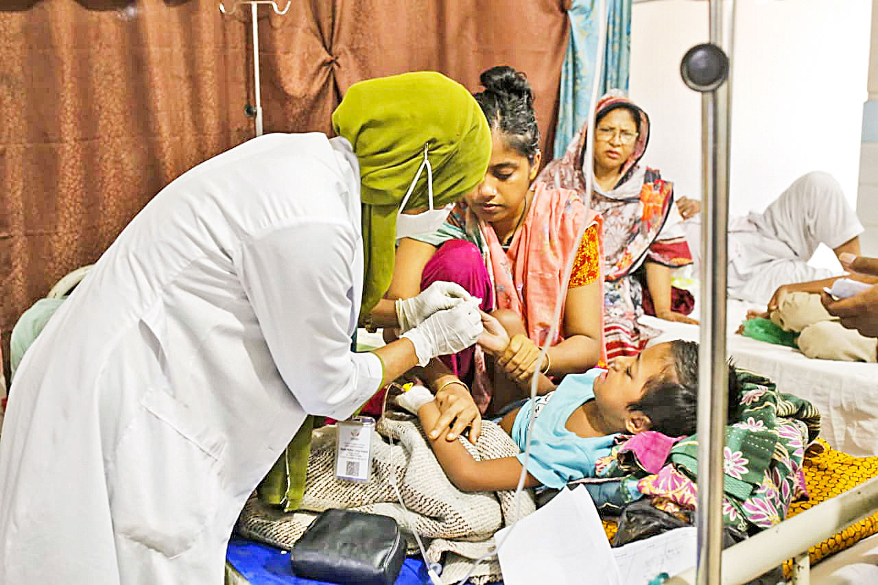 মানসম্মত হাসপাতালের জন্য প্রয়োজন দক্ষ নার্স ও স্বাস্থ্যকর্মী