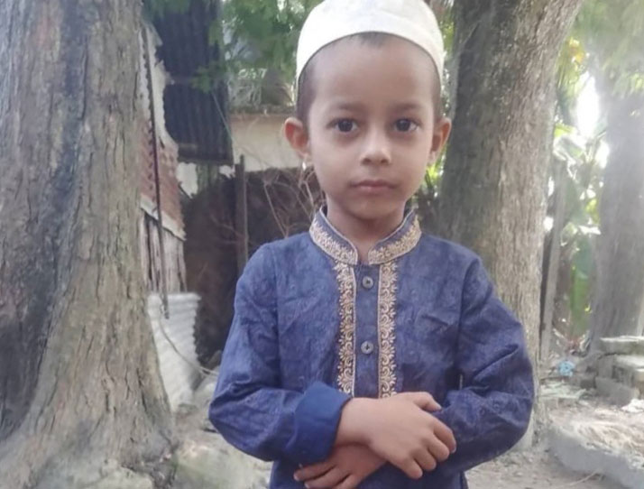 রাতে থানায় শিশু নিখোঁজের জিডি, সকালে পুকুরে ভেসে উঠল মরদেহ