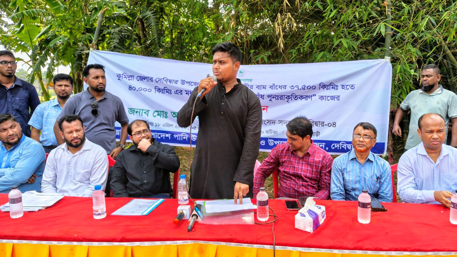 বর্ষাকালে গোমতী নদীতে পানি উঠলে আমরা আতঙ্কে থাকি: হাসনাত আবদুল্লাহ