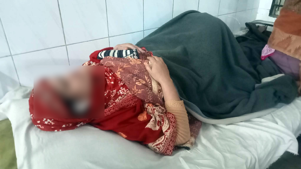 শিক্ষিকাকে গলা কেটে হত্যাচেষ্টা, সাবেক স্বামী কারাগারে