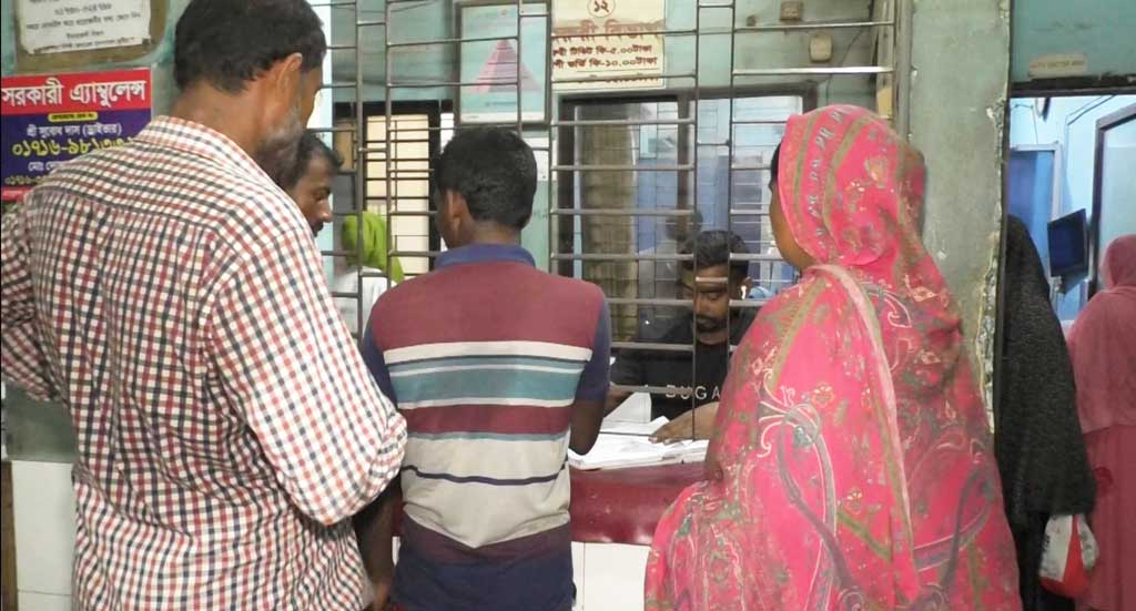 কুষ্টিয়ায় করোনা নিয়ে ভয় বাড়ছে, একমাত্র পিসিআর ল্যাবটির সব যন্ত্রাংশ চুরি