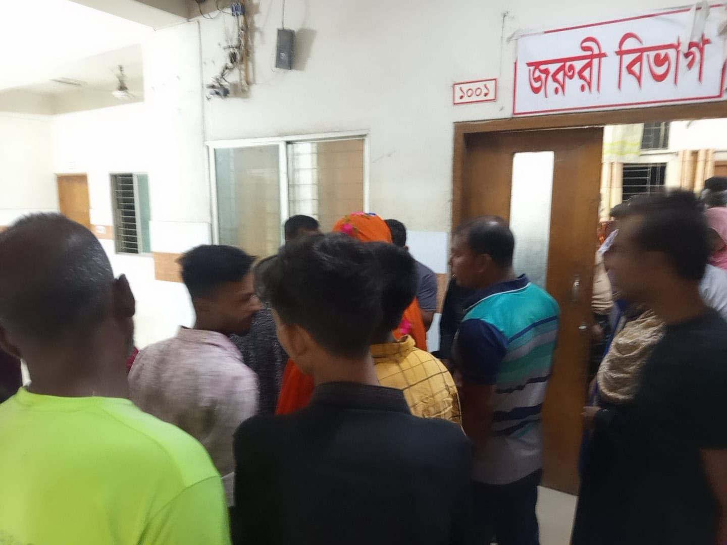 চুয়াডাঙ্গায় মায়ের মরদেহ দেখে মারা গেলেন ছেলেও