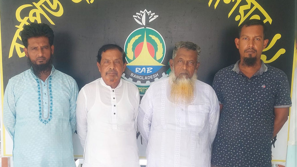 সালিস না মেনে মামলা, ক্ষিপ্ত মেম্বার-চেয়ারম্যানরা হত্যা করেন মা ও ছেলে-মেয়েকে: র‍্যাব