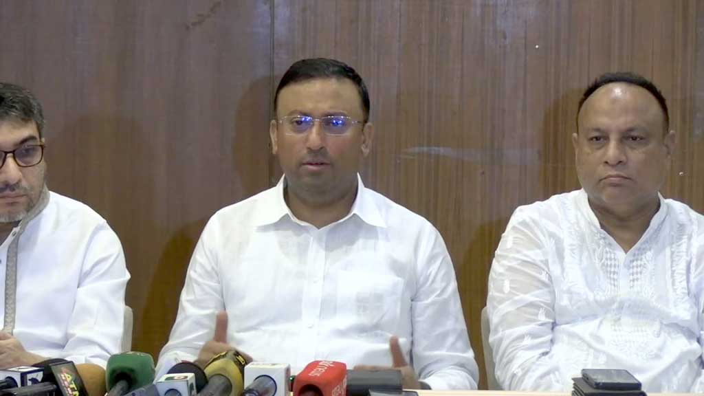 জাতিসংঘ অধিবেশনের আগে প্রধানমন্ত্রীর ভারত সফরের কোনো সম্ভাবনা নেই: হুমায়ুন কবির