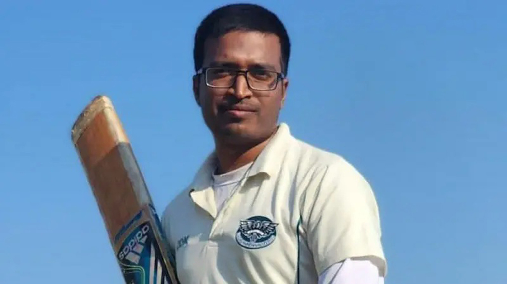 টানা দুই ওভারে দুই হ্যাটট্রিকে বিরল কীর্তিটা এখন তাঁর